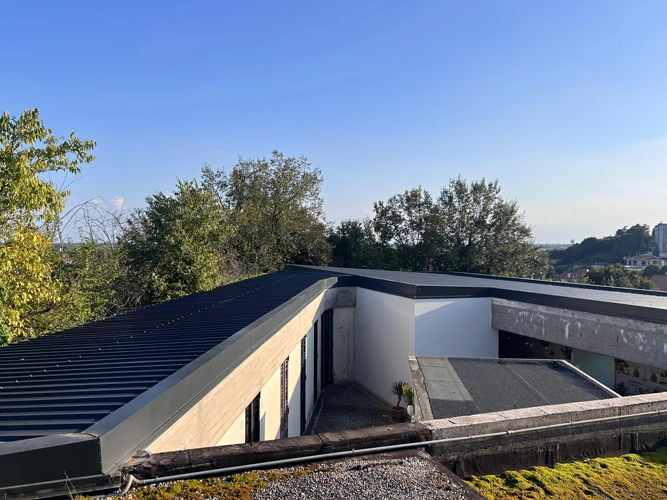 Rifacimento tetto cimitero